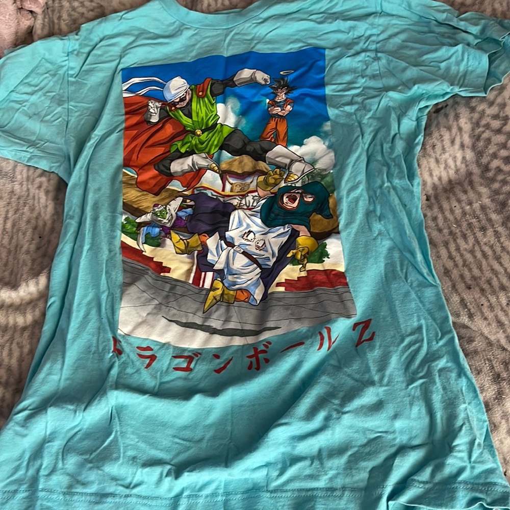 graphic tee